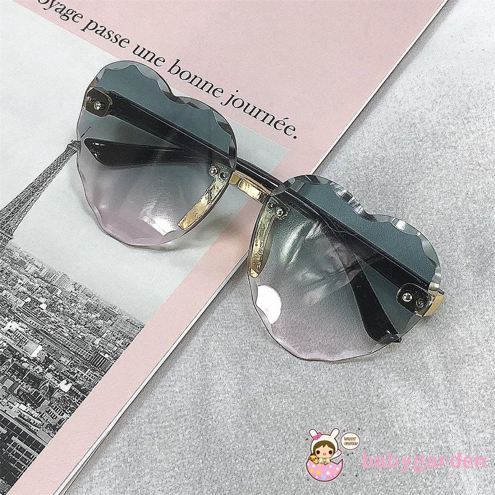 Kính Mát Mặt Hình Trái Tim Chống Tia Uv Cho Bé