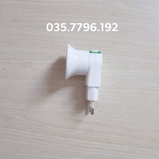 Đui Đèn Công Tắc E27