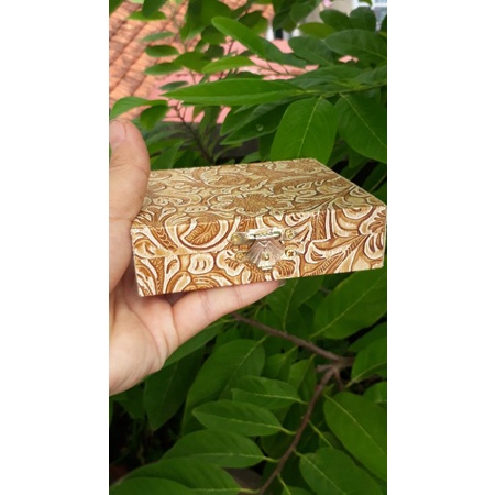 Hộp gấm đựng vòng tay size 10x10cm