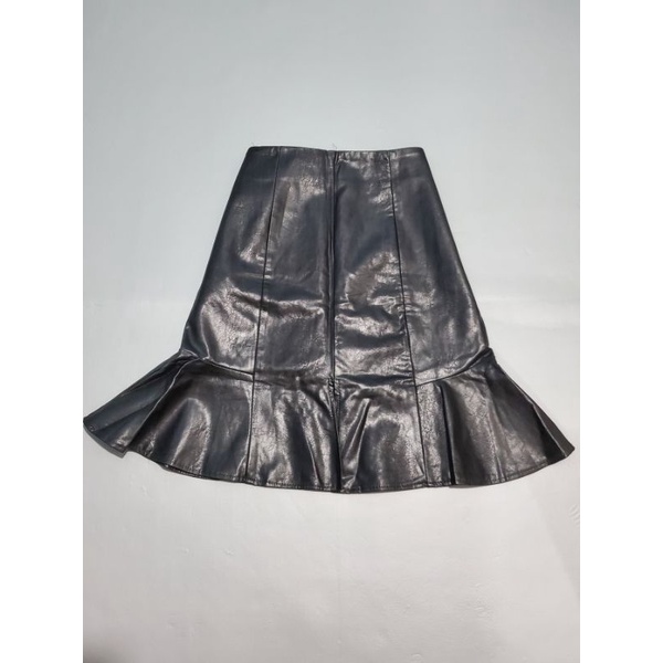 Chân váy da form dài