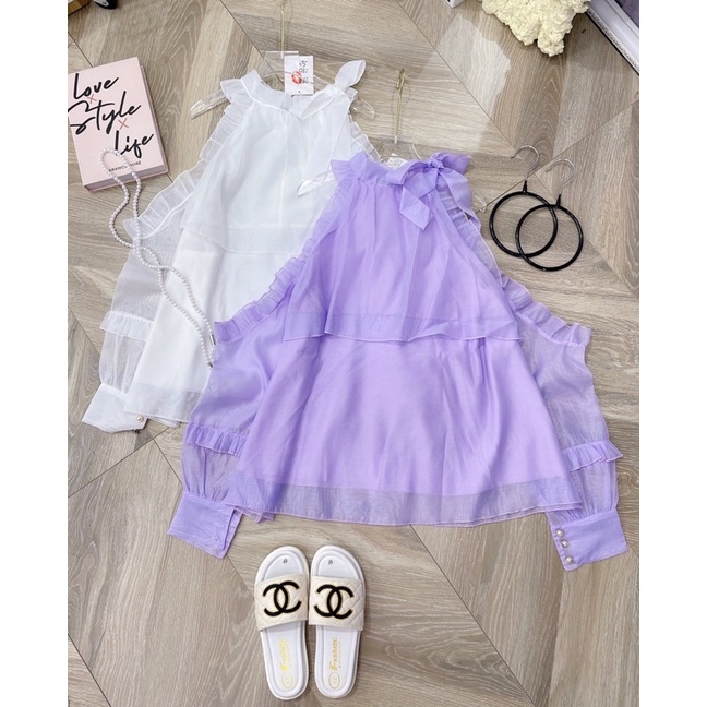 Áo trễ vai trắng, tím viền bèo ren