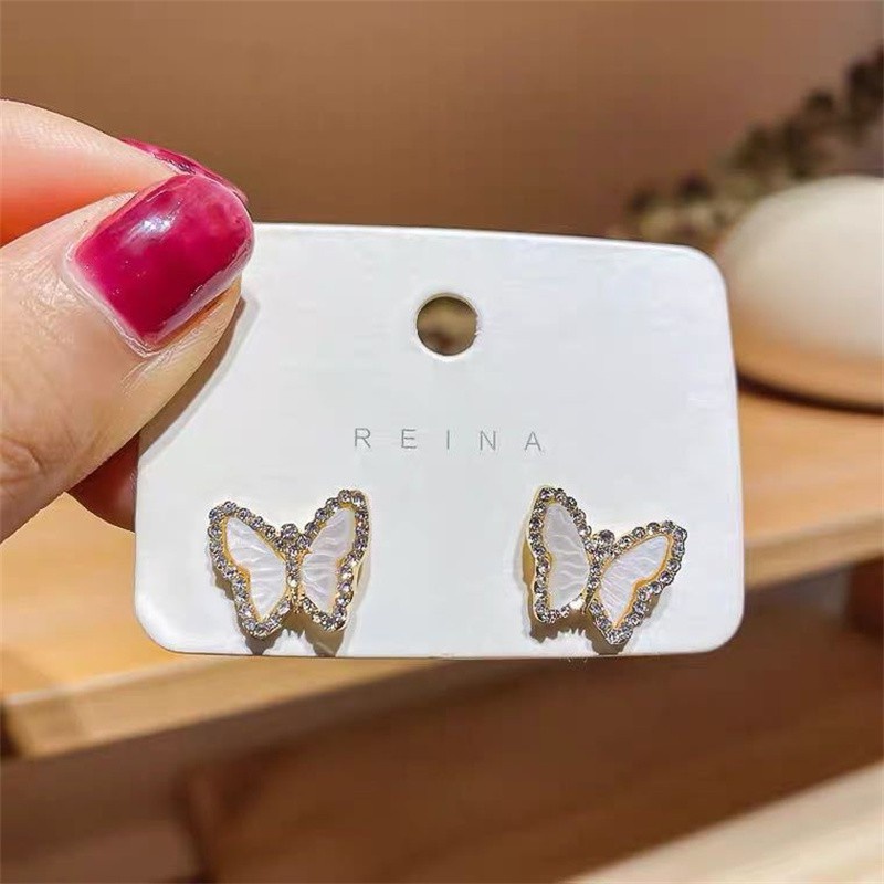 Khuyên Tai Hình Bướm Đính Đá Dễ Thương Dành Cho Nữ