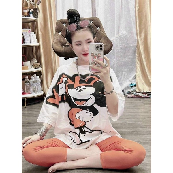 jum yếm đỏ. phối áo trắng chất vải đẹp