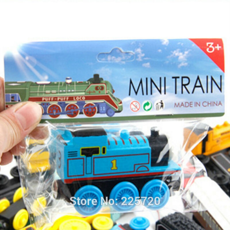 Đầu tàu Thomas gỗ