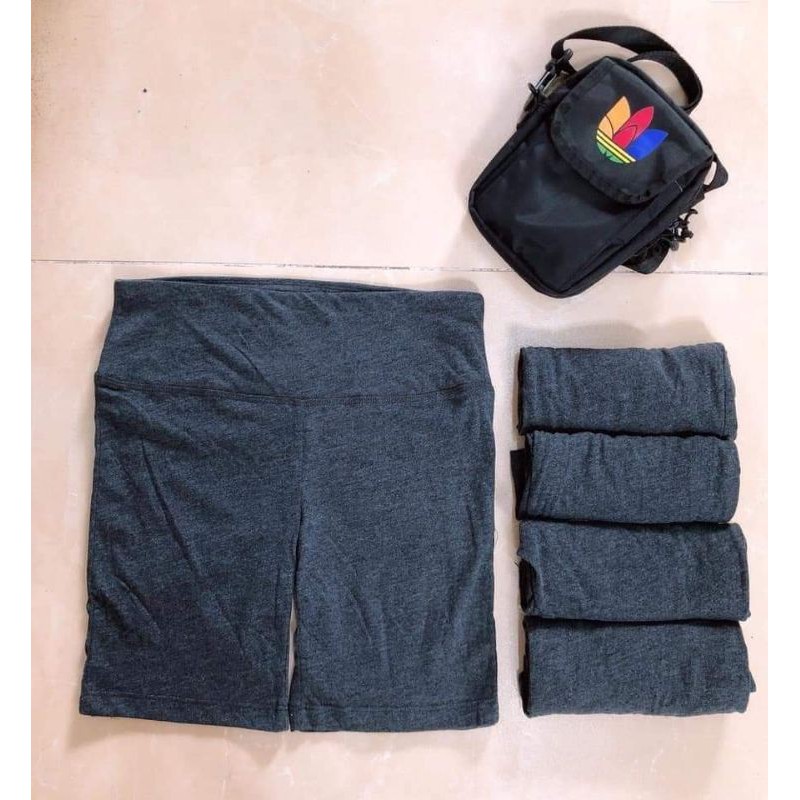 Quần legging đùi xuất xịn chất cotton vô cùng thoải mái. | BigBuy360 - bigbuy360.vn