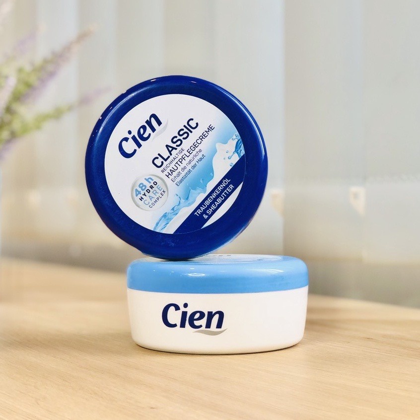 Kem dưỡng ẩm, ngừa lão hoá, chống nẻ Cien Soft Cream Hydro Care Complex 250ml