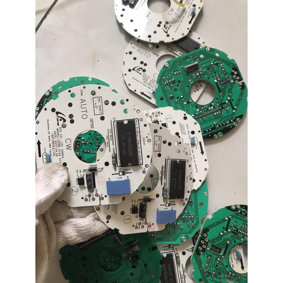 1 Cái SIM6822M DIP-40 SIM6822