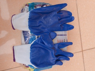 Gang tay tráng sơn 12 đôi