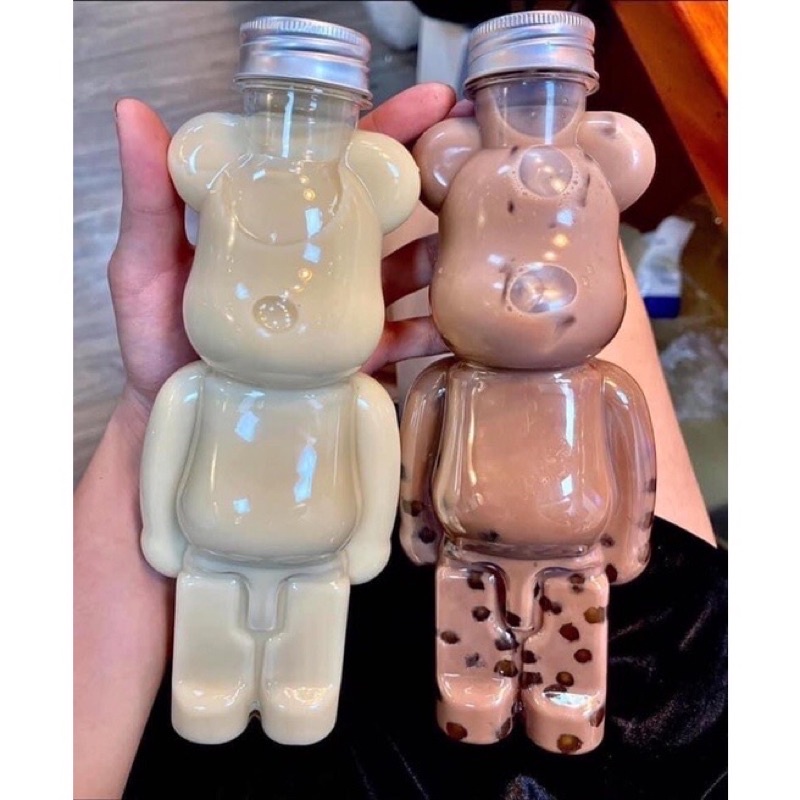 Chai nhựa hình gấu bạo lực Bearbrick, chai nhựa đựng trà sữa
