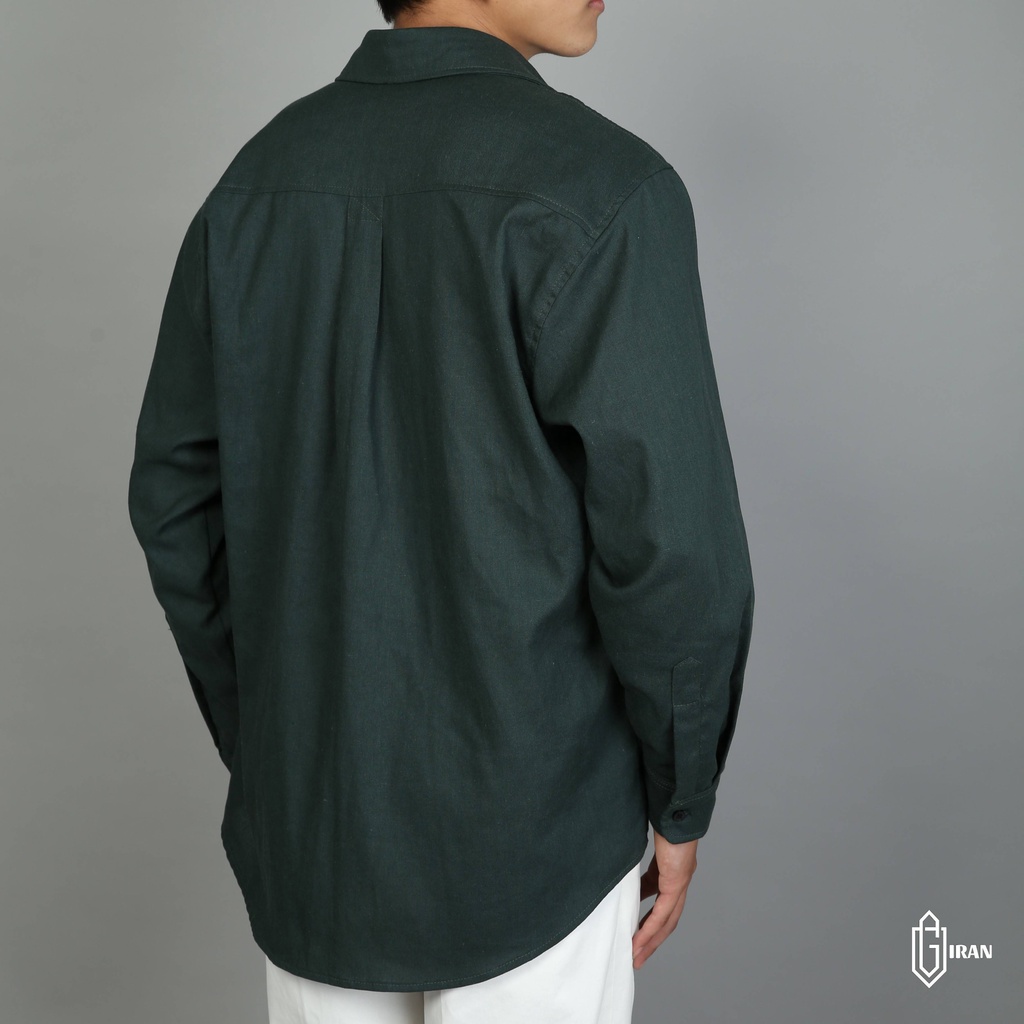 ÁO SƠ MI LINEN XANH LÁ ĐẬM CỔ ĐIỂN FORM RỘNG | GIRAN