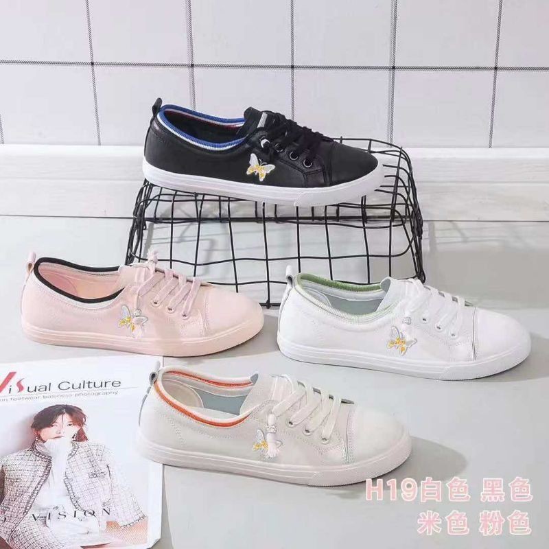 Giày sục nữ lưới chấm bi thời thượng