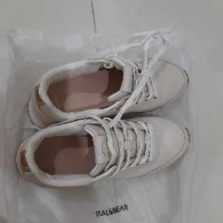 Giày Pull&Bear size 38 ( fit 37 )