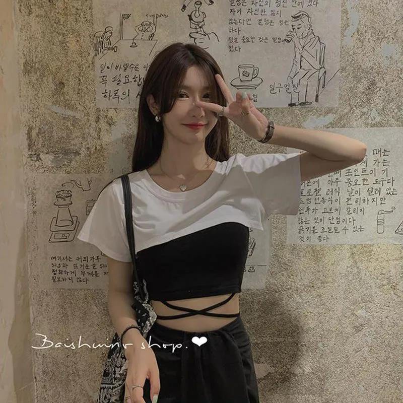 Set Áo Croptop Ngắn Tay + Quần Short Phong Cách Năng Động Cho Nữ
