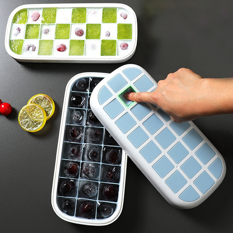 Ecoco Silicone Ice Cube Khuôn thực phẩm cấp độ nhà bếp Tự làm Khay đá Tự chế Hộp đá sáng tạo có nắp