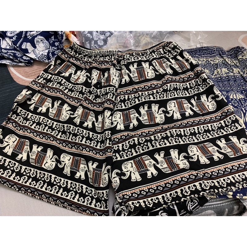 quần đùi lanh bigsize nữ con voi thổ cẩm