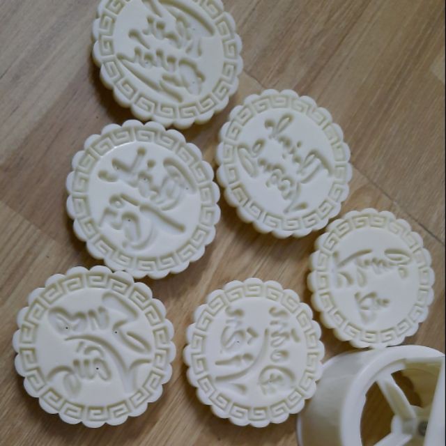 Khuôn Lò Xo Trung Thu 12M ĐOÀN VIÊN 150g & 200g.