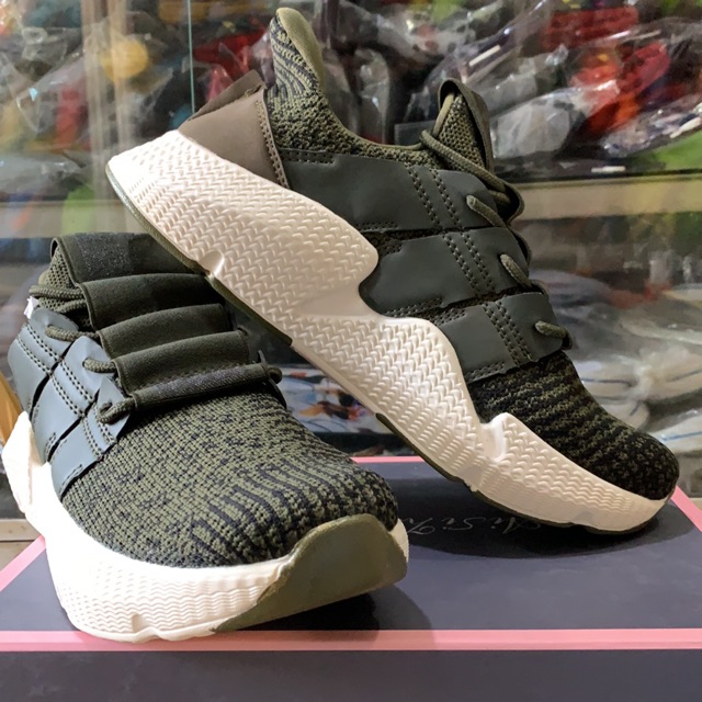 Adidas prophere màu độc size 41