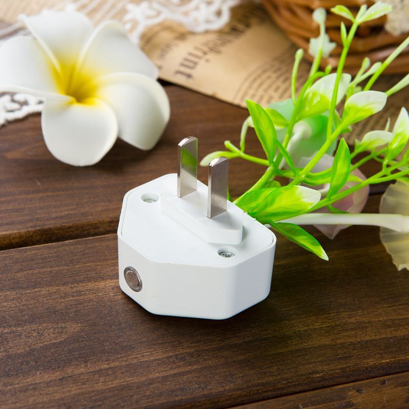 Đèn ngủ NẤM 3 CÂY thay đổi màu sắc nhỏ gọn, tiện lợi cho phòng