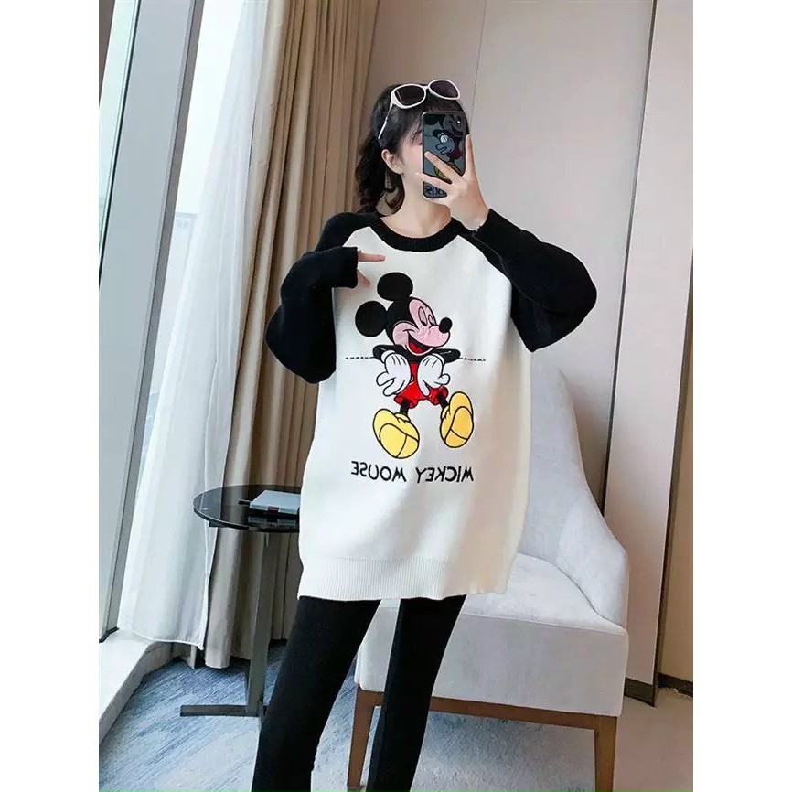 Áo len form rộng Mickey