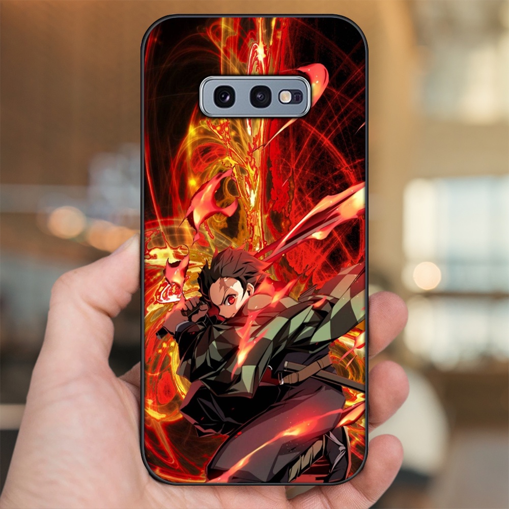 Ốp lưng Samsung S10e viền đen in hình Tanjiro Kimetsu No Yaiba
