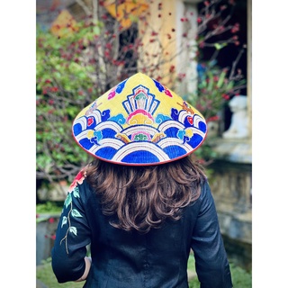 Nón lá vẽ mỹ thuật "Hoa văn Cung Đình Nguyễn"