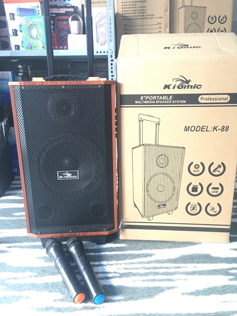 Loa kéo K88 tặng 2 mic không dây