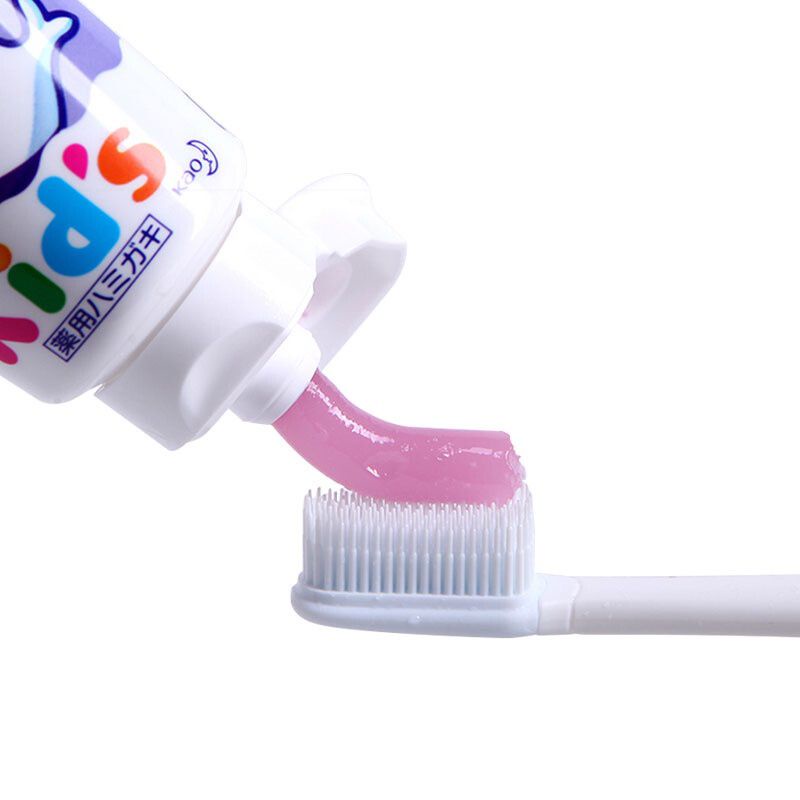 Nhật - Kem đánh răng trẻ em nuốt được Lion 40gr / Kids Kao70gr - HRK