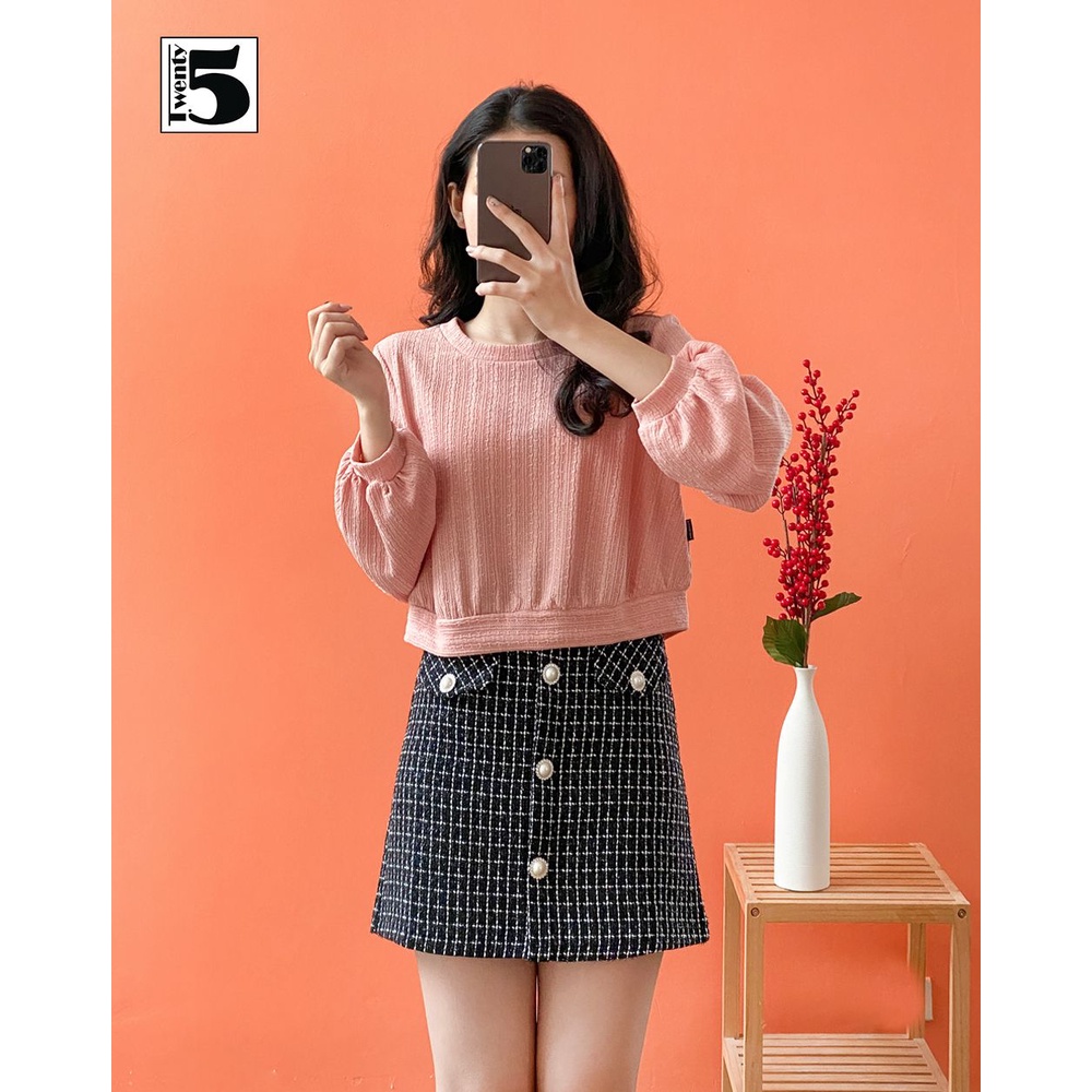 Áo len nữ dáng lửng tay bồng thắt nơ sau Twentyfive NN443