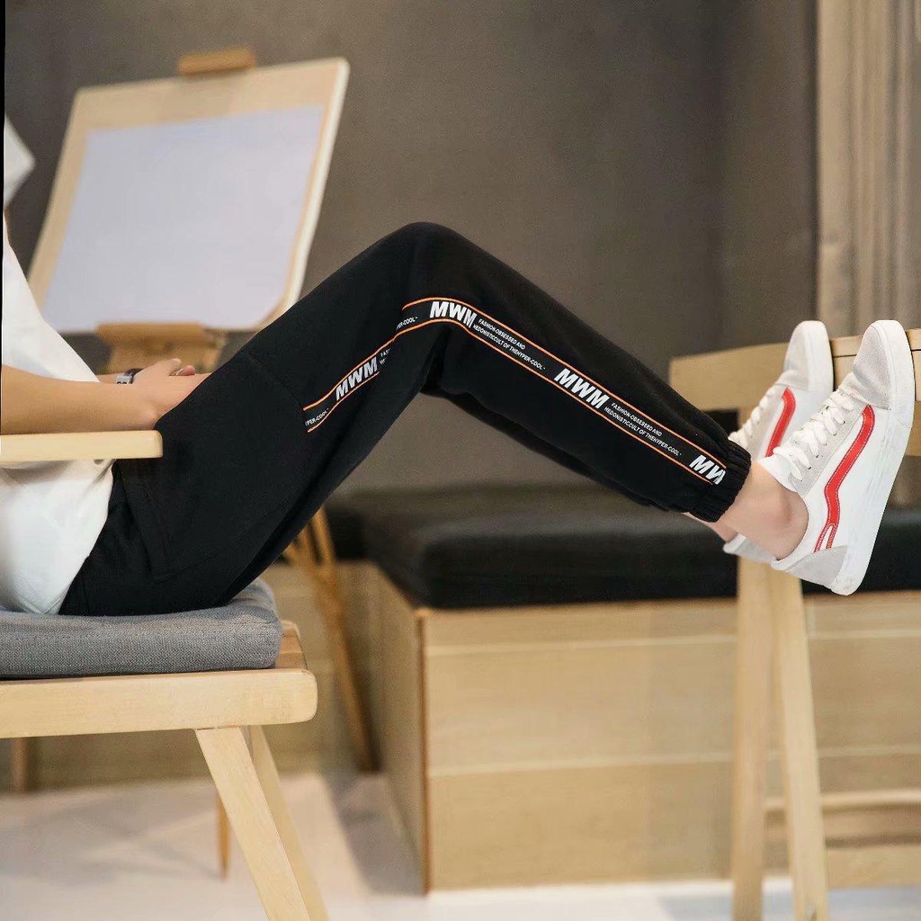 Quần thể thao nam đẹp thời trang | BigBuy360 - bigbuy360.vn