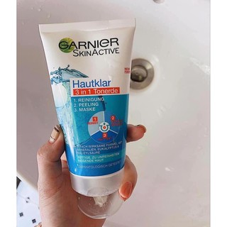 Sữa rửa mặt Garnier Hautklar 3in1 150ml