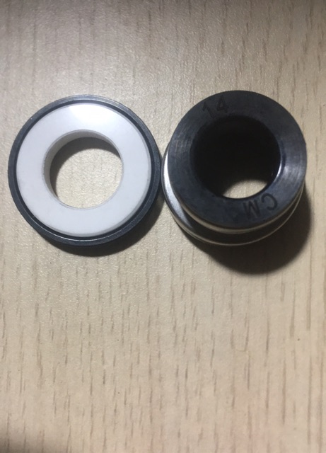 Phớt bơm nước inox có trục 14 mm