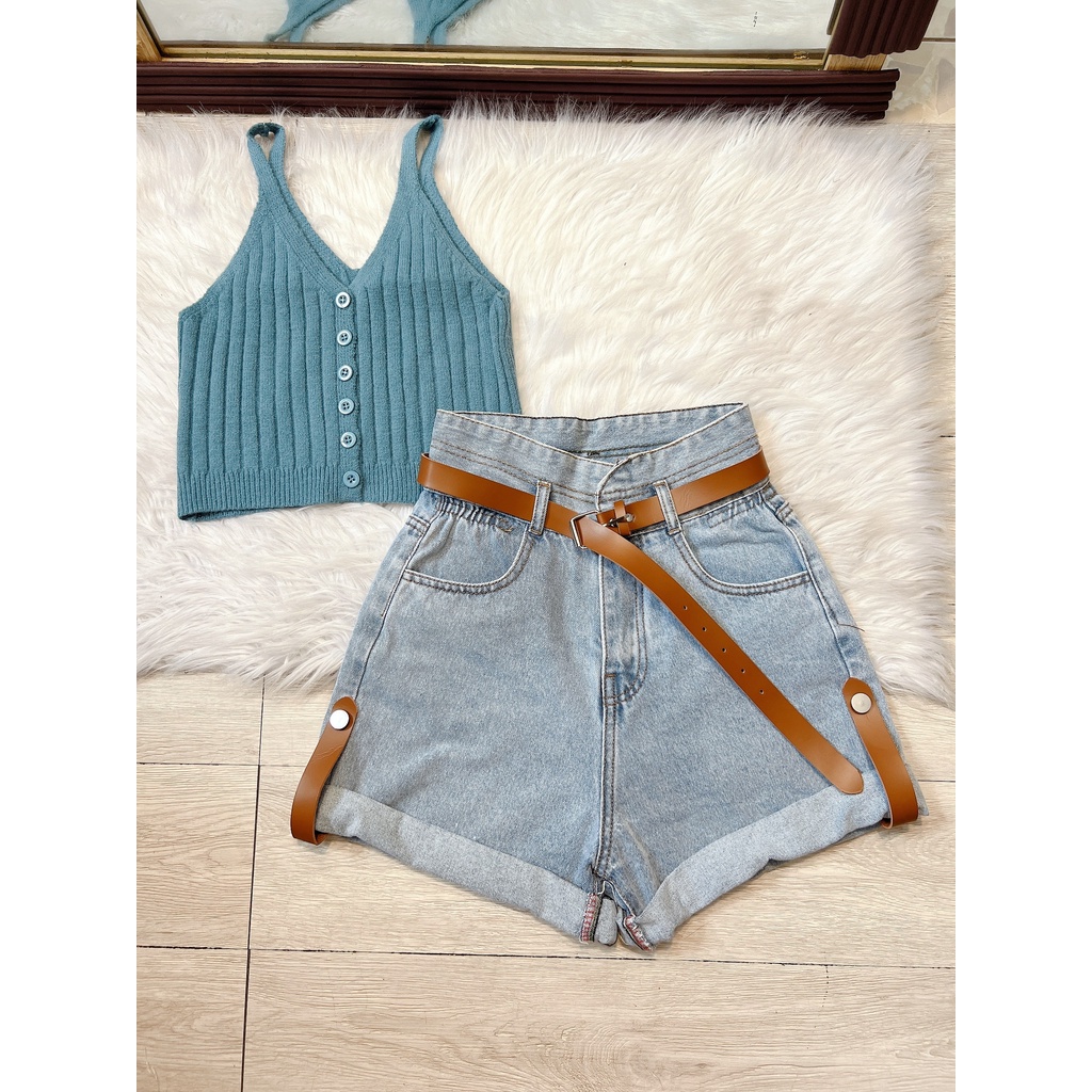 áo len cổ V cài núc