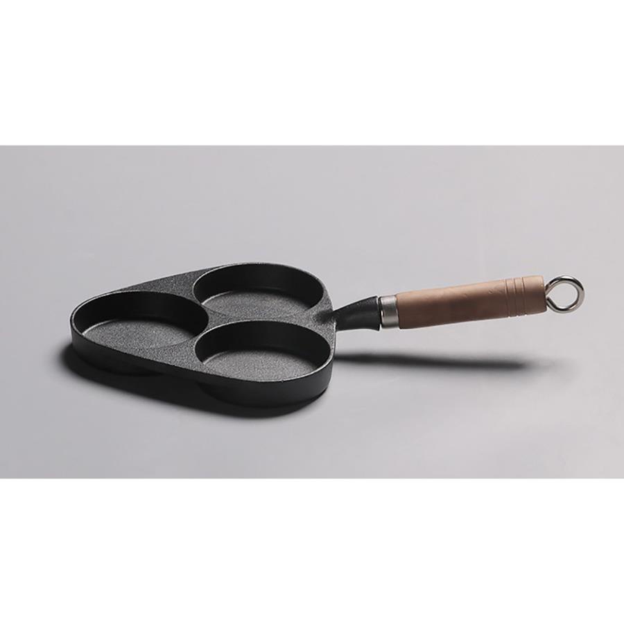 Chảo ốp la gang tay cầm Chef SK70T tay cầm gỗ.