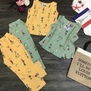 Sét lụa cao cấp 
Size 40-59
Si 190. Lẻ 220. .