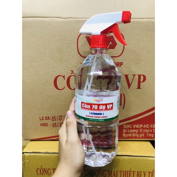 Cồn 70 Độ 1000Ml Vĩnh Phúc Có Vòi Xịt Tiện Lợi