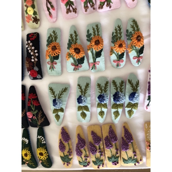 Kẹp thêu handmade