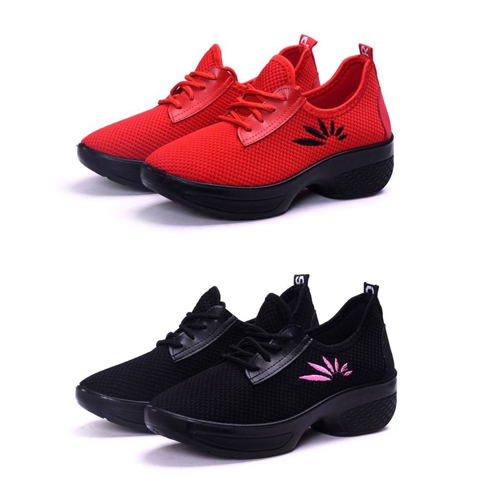 Flat Shoses New Spring And Autumn 2021 Square Dance Female Footwear Gum With Mesh Sports Dancing Shoes Old Beijing Cloth