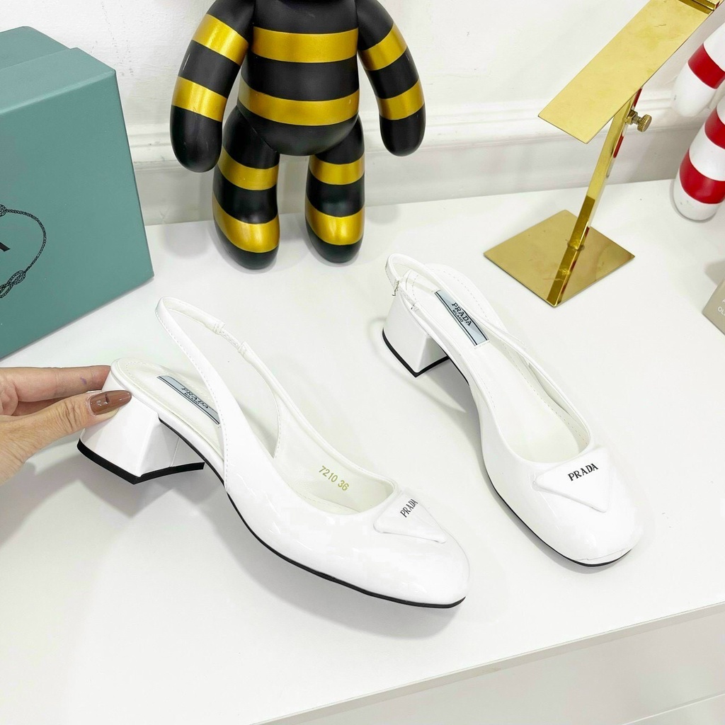 Sandal da bóng mũi vuông khuy tam giác nổi gót trụ thấp - 3P