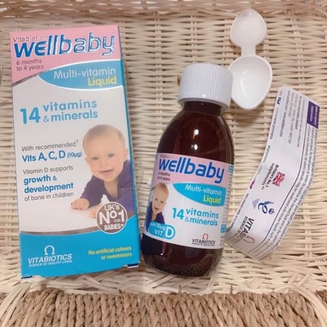 Wellbaby bổ sung 14 vitamin cho bé 6 tháng đến 4 tuổi