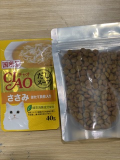 Combo hạt khô + pate cho mèo