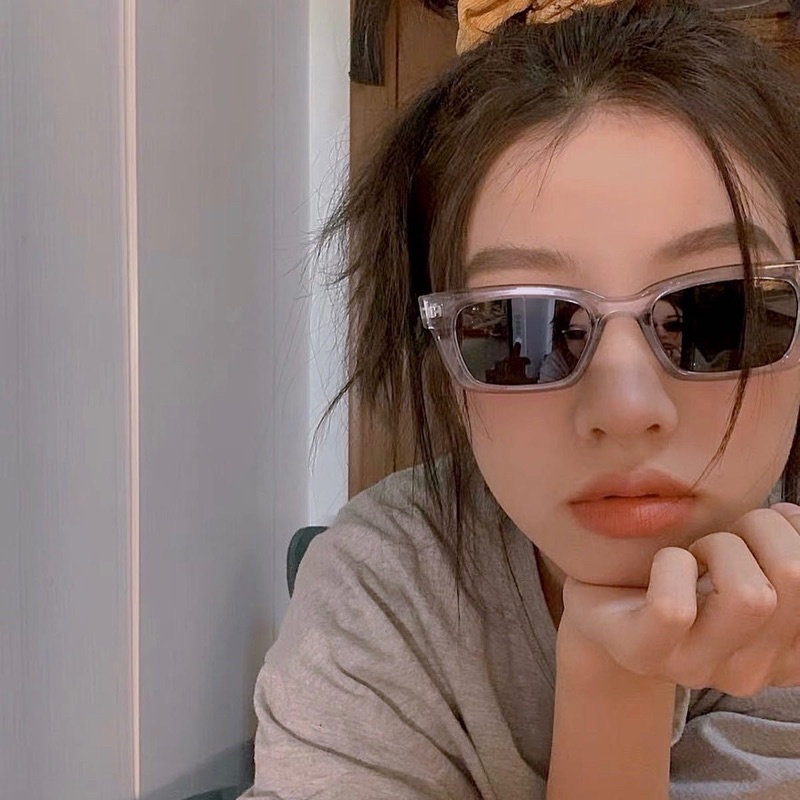 Mắt Kính Tròng Đen Cá Tính - KINH1033