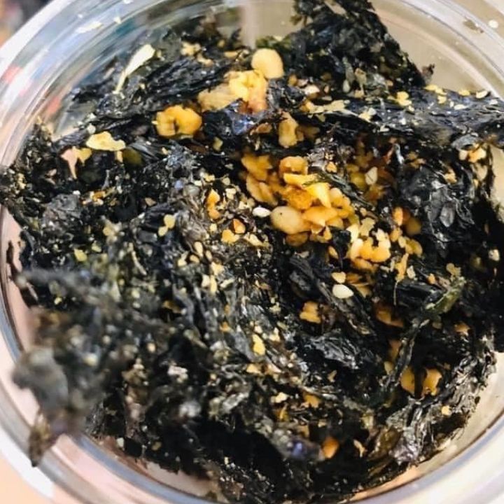 Rong Biển Cháy Tỏi Thơm Ngon Ăn Chay Được Hộp 150g