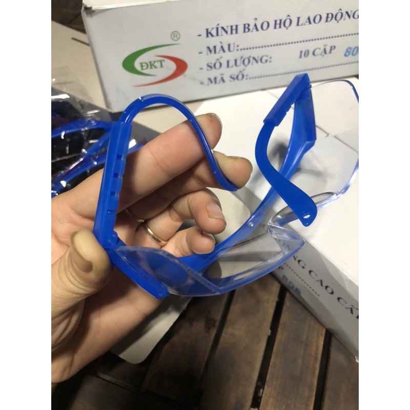 Kính chống bụi chống gió chống bẩn bảo vệ đôi mắt bạn