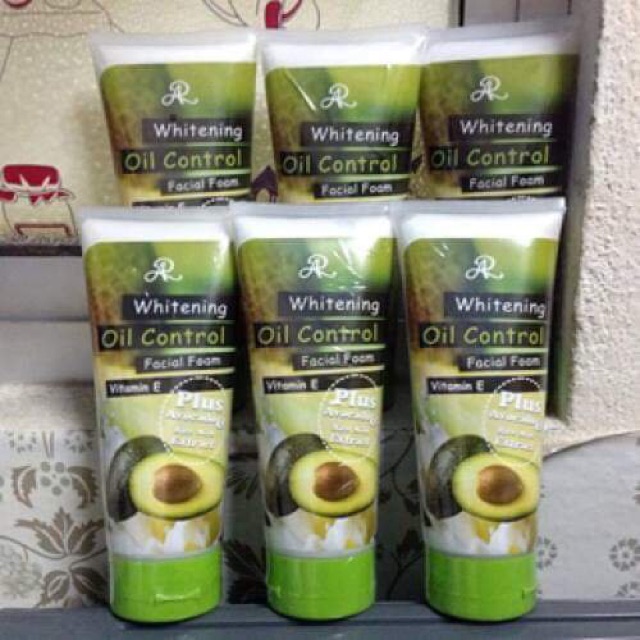 Sữa rửa mặt kem bơ