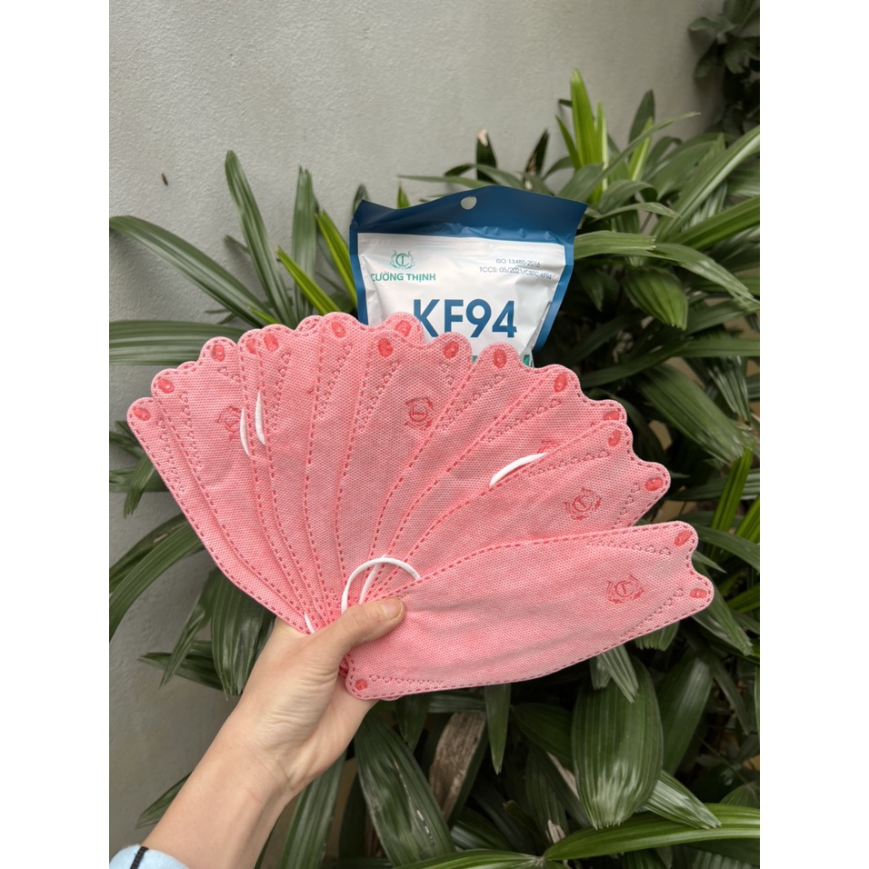 Mua sỉ Thùng 300 cái khẩu trang KF94 Cấp, Cường thịnh  khẩu trang 4D, tiêu chuẩn Hàn quốc đẹp mềm mại