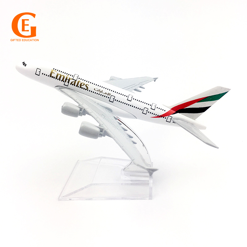 Mô Hình Máy Bay Airbus 380 Bằng Hợp Kim Kích Thước 16CM/20CM Emirates A380