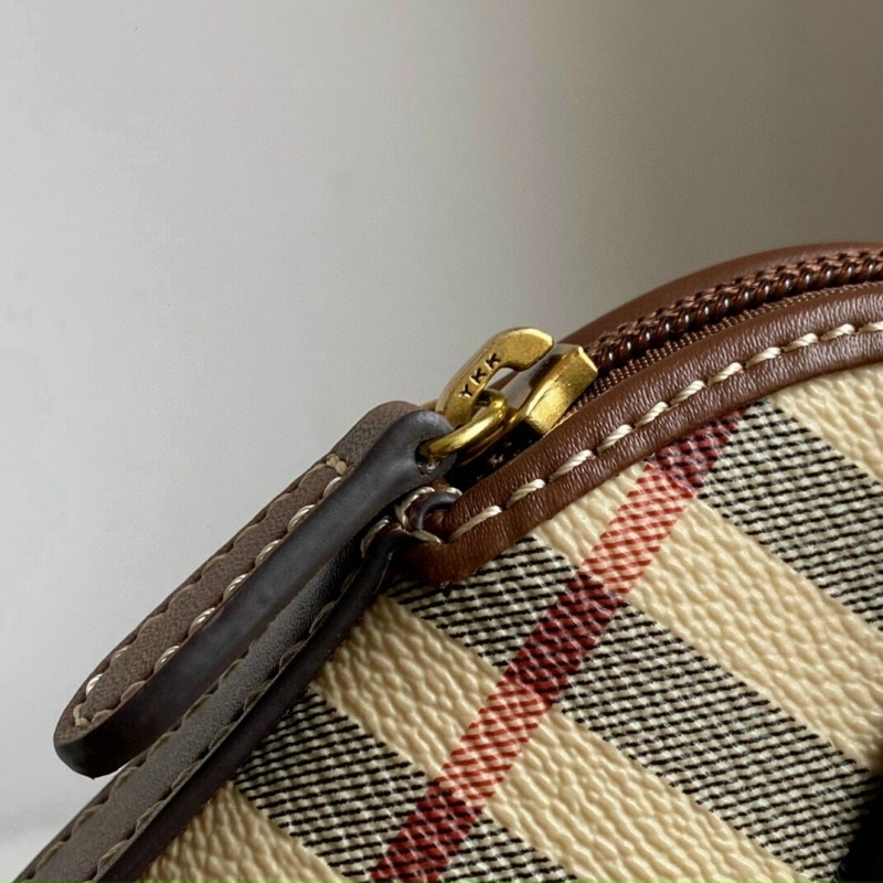 Túi Bbr mẫu hến