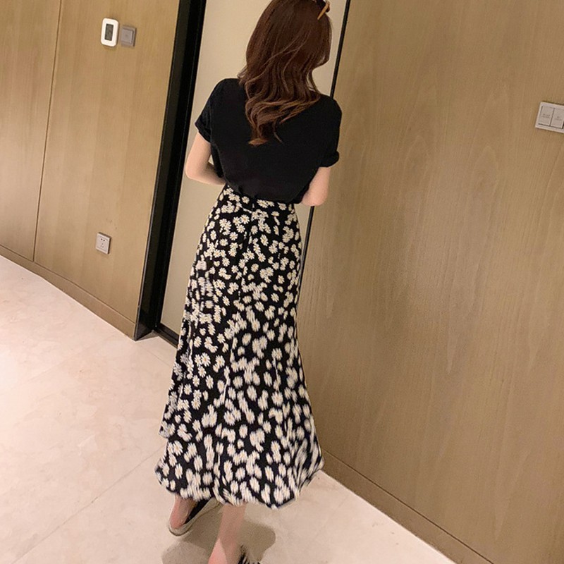 Set Áo Thun Tay Ngắn &amp; Váy Dài In Hoa Cúc Cho Nữ
