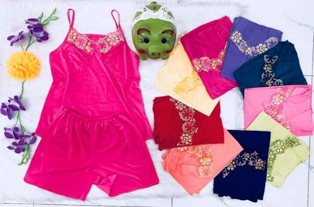 Bộ áo ngủ hai dây đùi chất thun lạnh, mát, freesize cho phụ nữ từ 40-55kg, pizama dây hoa ngang ngực - Xu