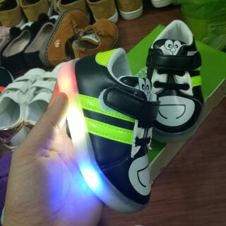 Combo giày thể thao bé trai đèn led